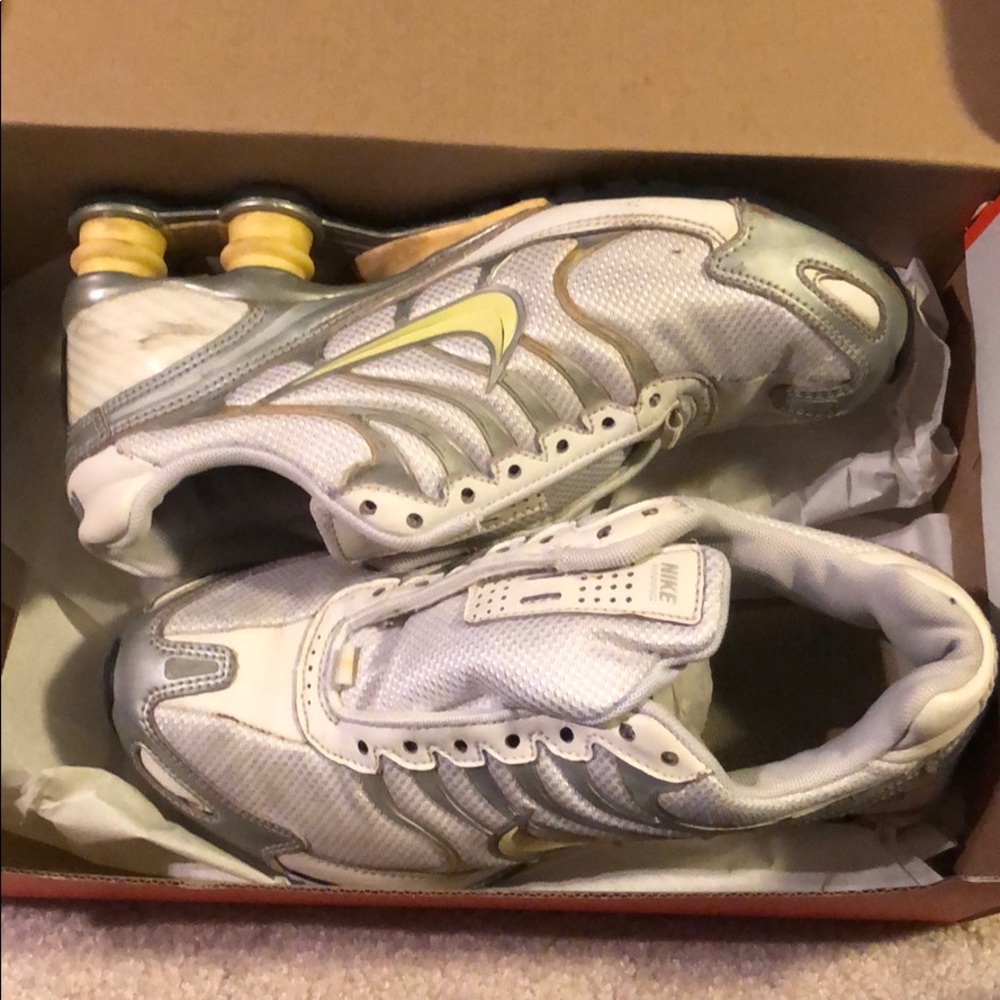 Nike Shock
